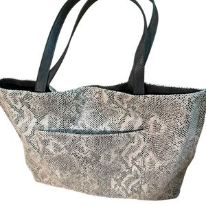 Elegant leather Snakskin Tote Bag